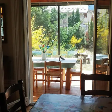 8 Personnes Avec Vue Sur Le Pain De Sucre *